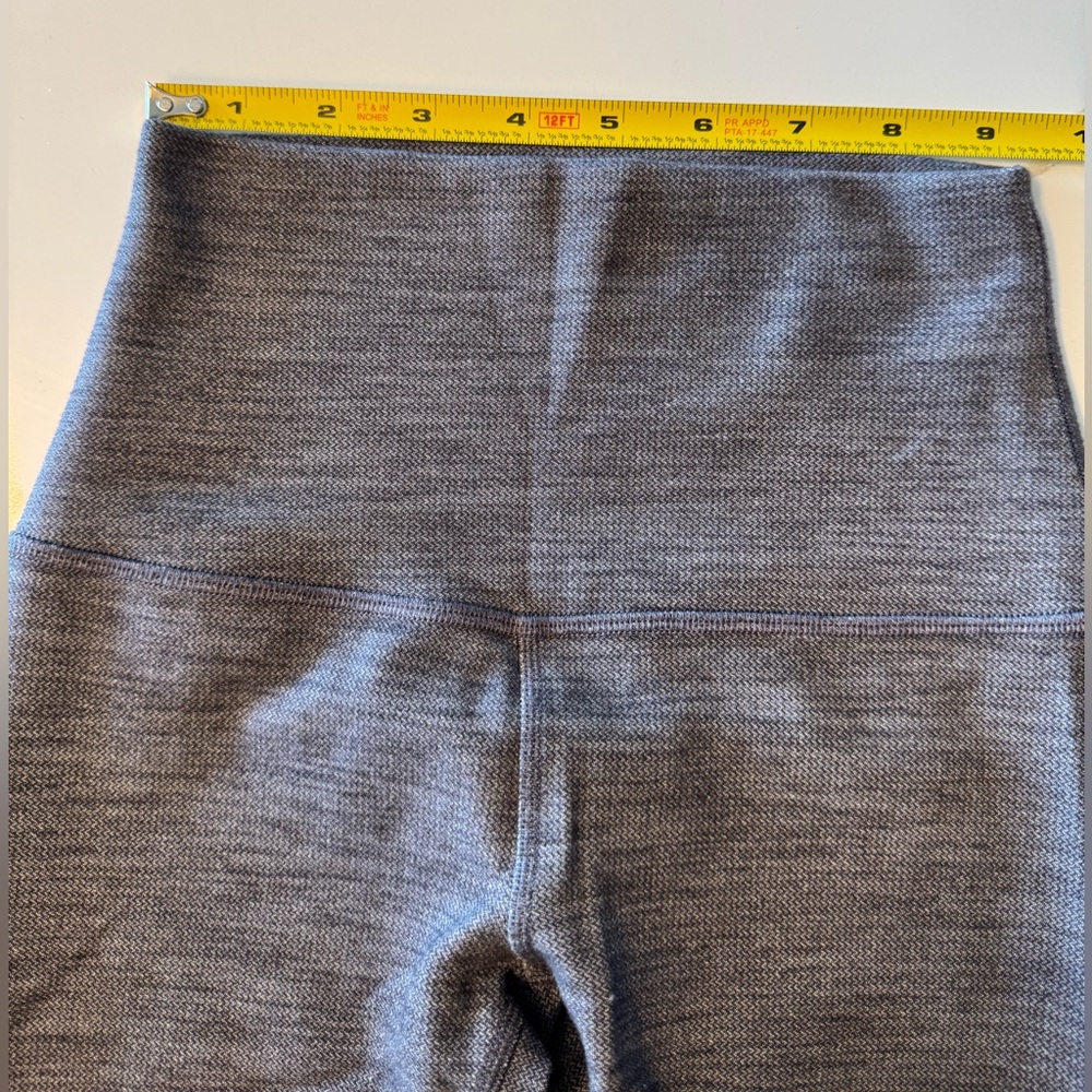 Lululemon Align Legging - Picture 7 of 9